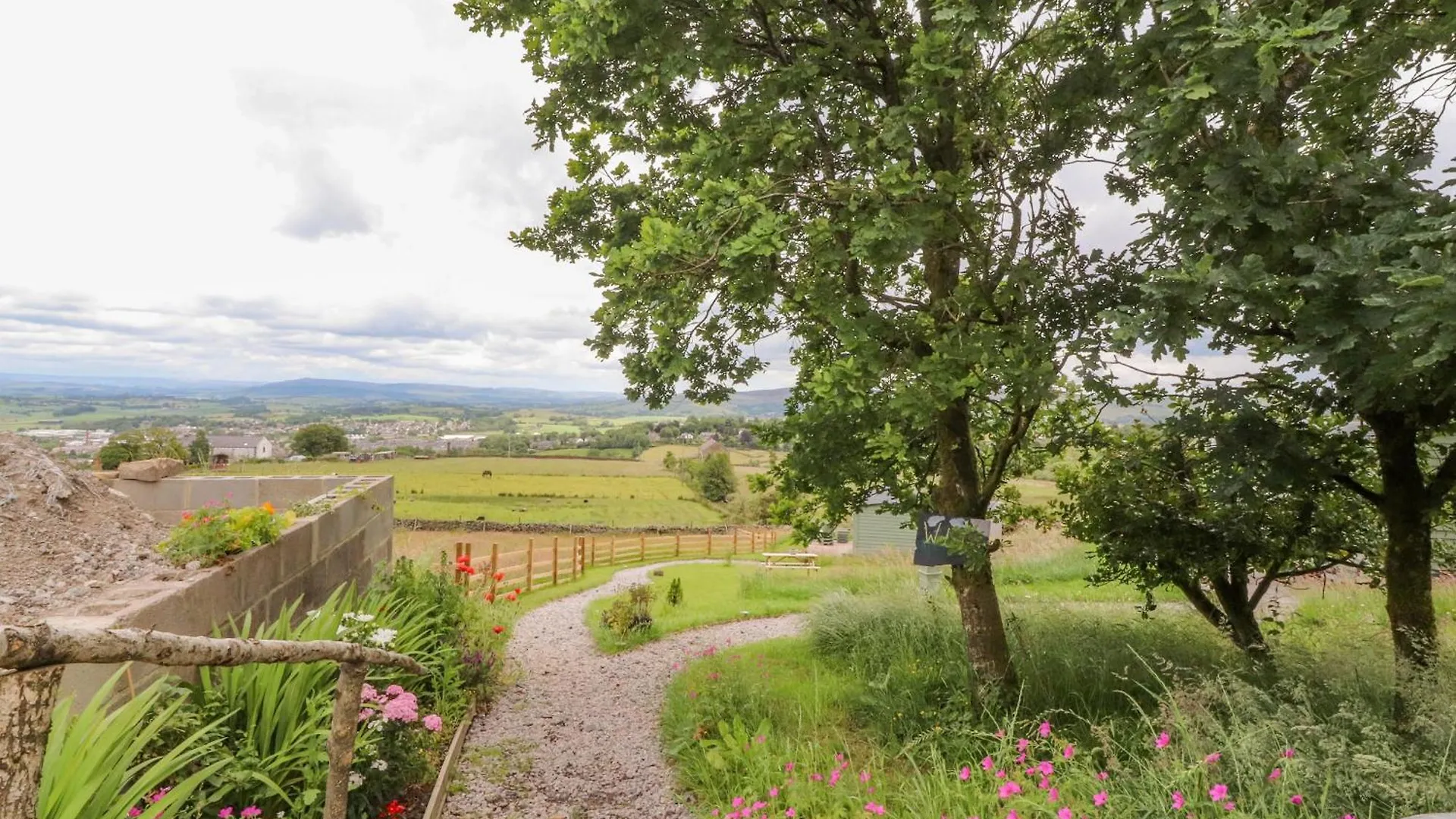 Holiday home The Herdsman Luxury Shepherds Hut Barnoldswick