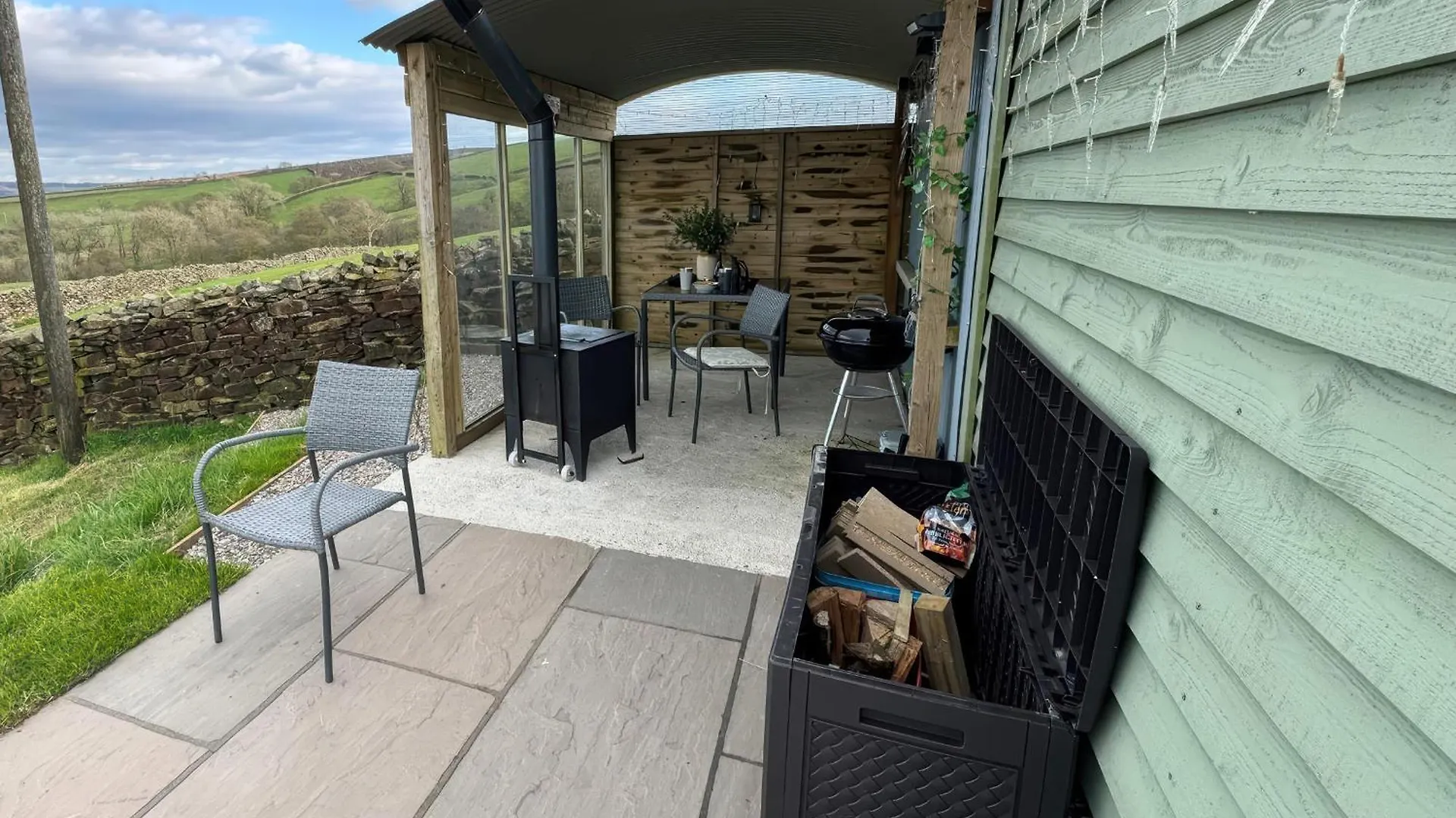 Holiday home The Herdsman Luxury Shepherds Hut Barnoldswick