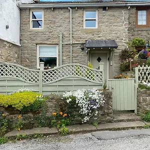 4 Castle View Barnoldswick